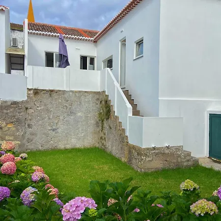 Casa Do Pisao - Cosy And Modern Two-Bedroom Townhouse Angra do Heroismo Exterior photo