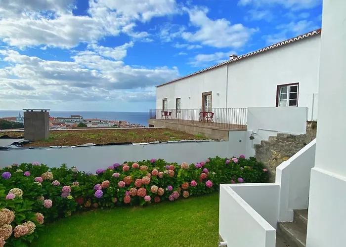 Casa Do Pisao - Cosy And Modern Two-Bedroom Townhouse