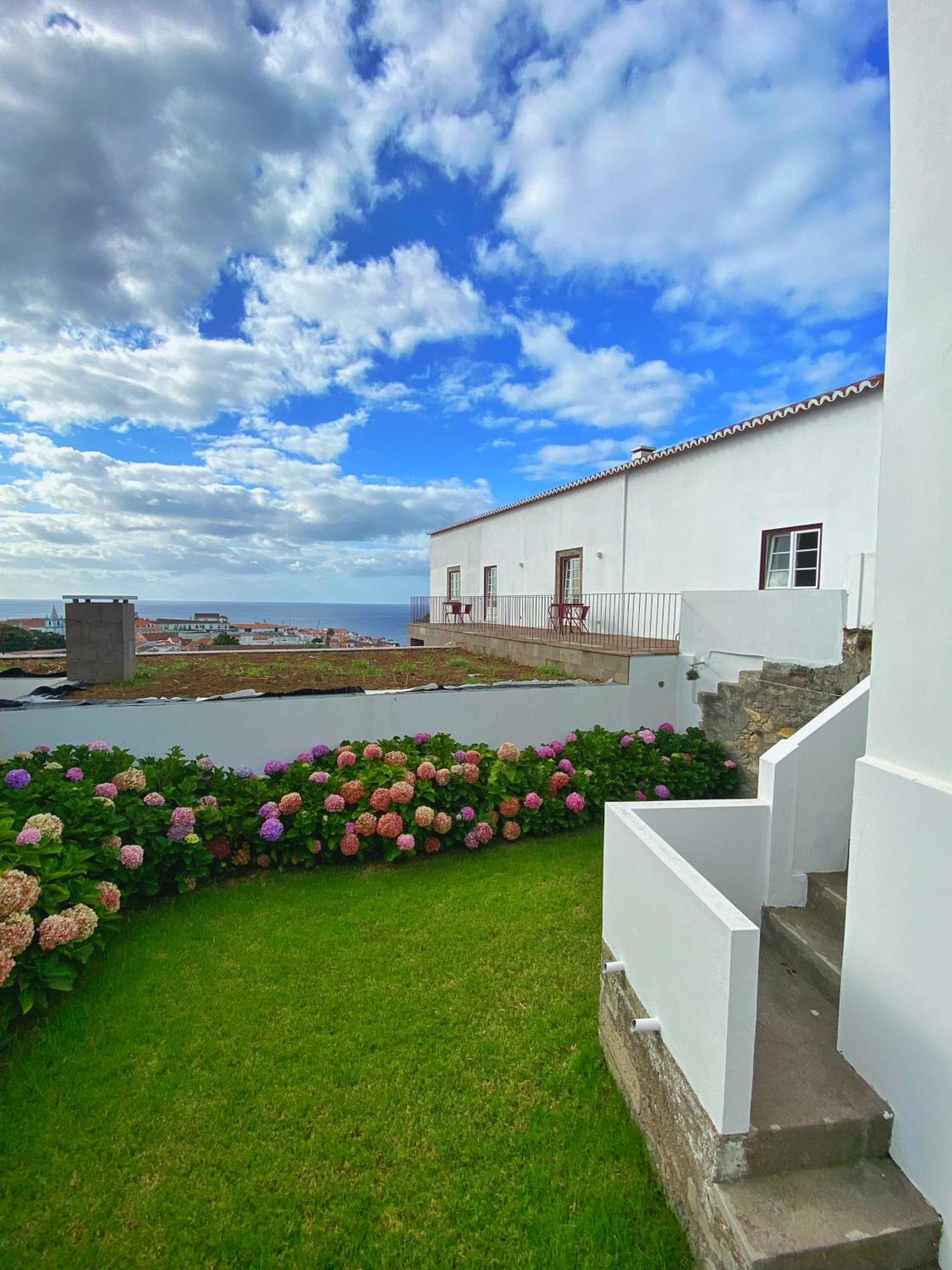 Casa Do Pisao - Cosy And Modern Two-bedroom Townhouse Angra do Heroismo